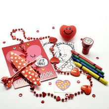 Cargar imagen en el visor de la galería, Valentine&#39;s Day Kids&#39; Activity Bag
